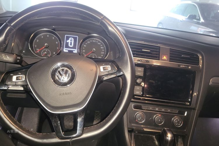 Volkswagen Golf 2019 #12 Volkswagen Golf 2019 car image #12