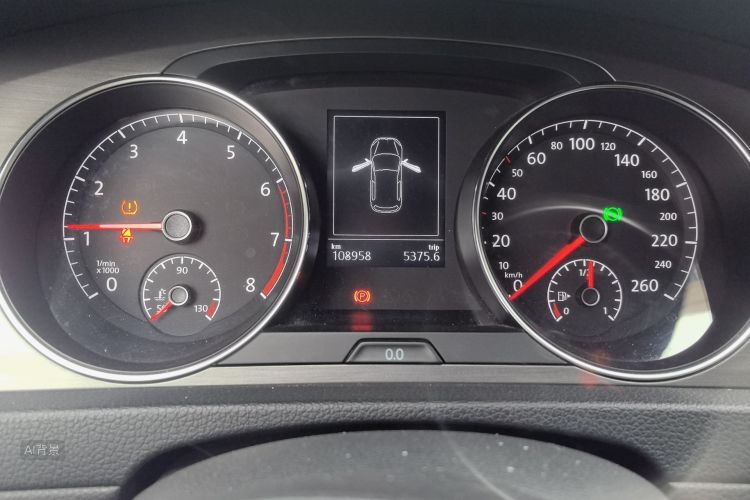 Volkswagen Golf 2015 car image #13