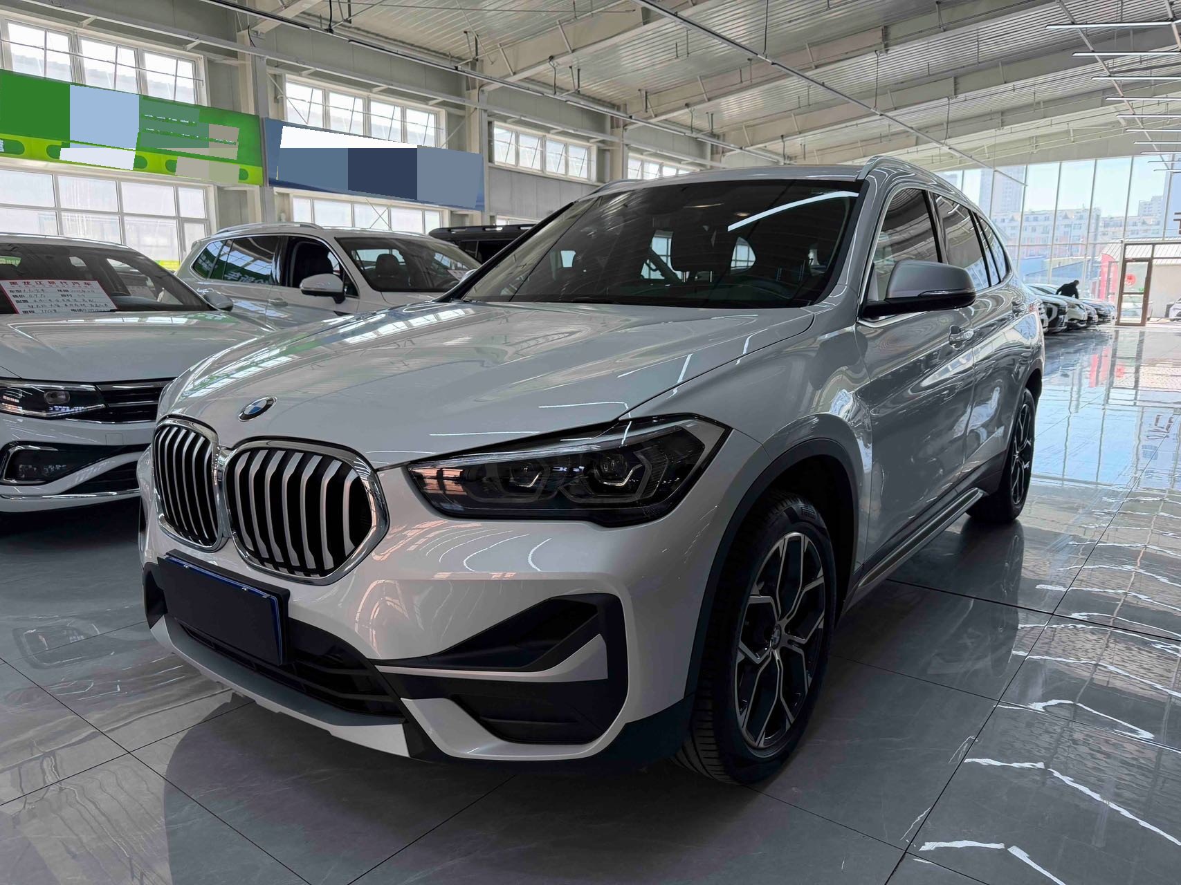 BMW X1 2022 BMW X1 2022 car image