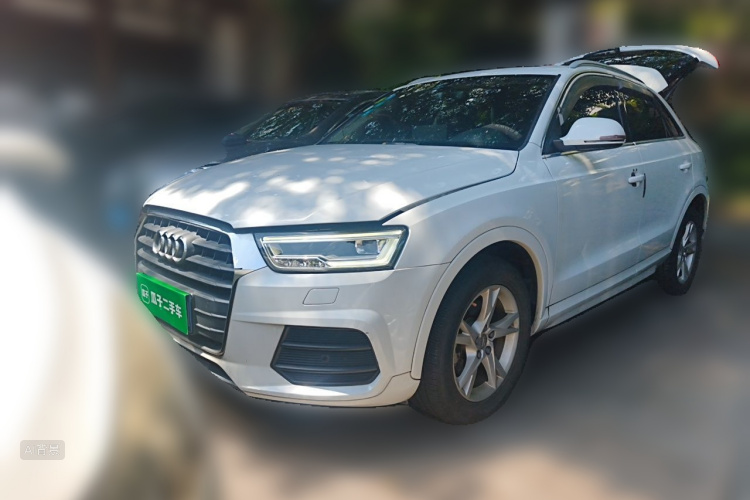 Audi Q3 2018 #3 Audi Q3 2018 car image #3