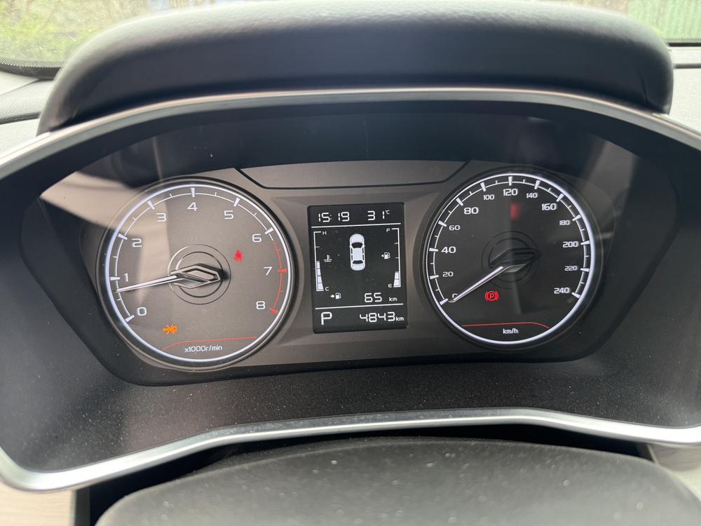 GEELY Coolray 2025 #8 GEELY Coolray 2025 car image #8