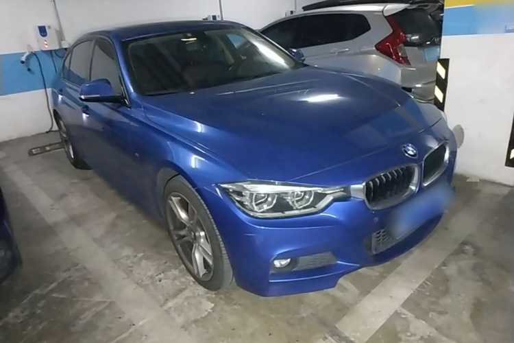 BMW 3 Series 2019 #4 BMW 3 Series 2019 car image #4