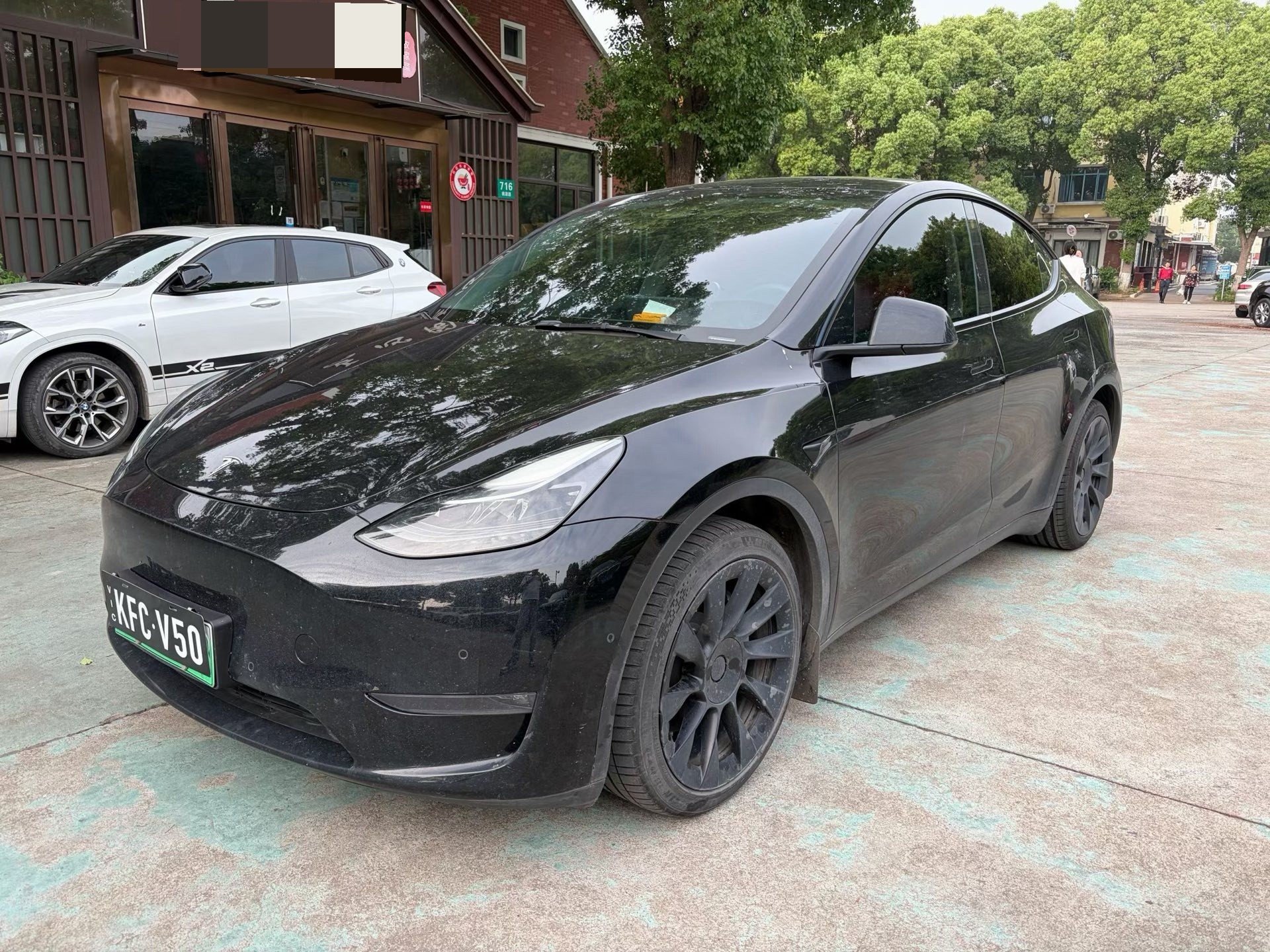 Tesla Model Y 2022 Tesla Model Y 2022 car image