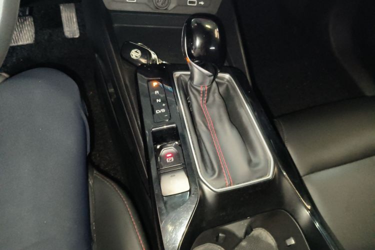 MG 5 2022 image de voiture #14