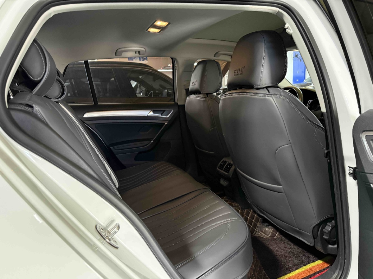 Volkswagen Golf 2019 #3 Volkswagen Golf 2019 car image #3