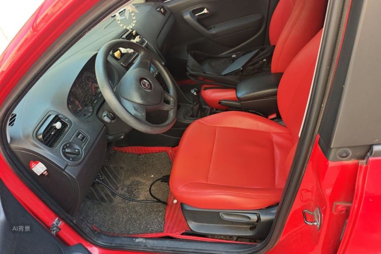 Volkswagen Polo 2017 car image #17