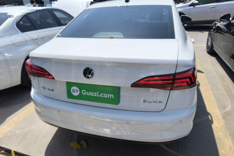 Volkswagen Bora 2021 изображение автомобиля #6