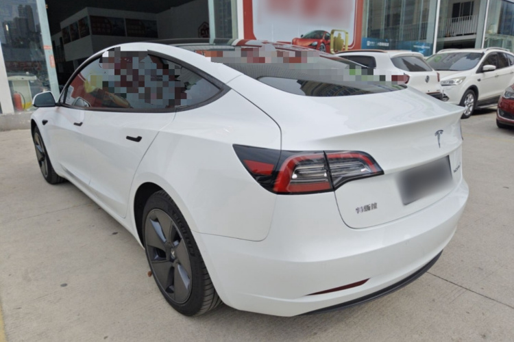 Tesla Model 3 2023 car image #5