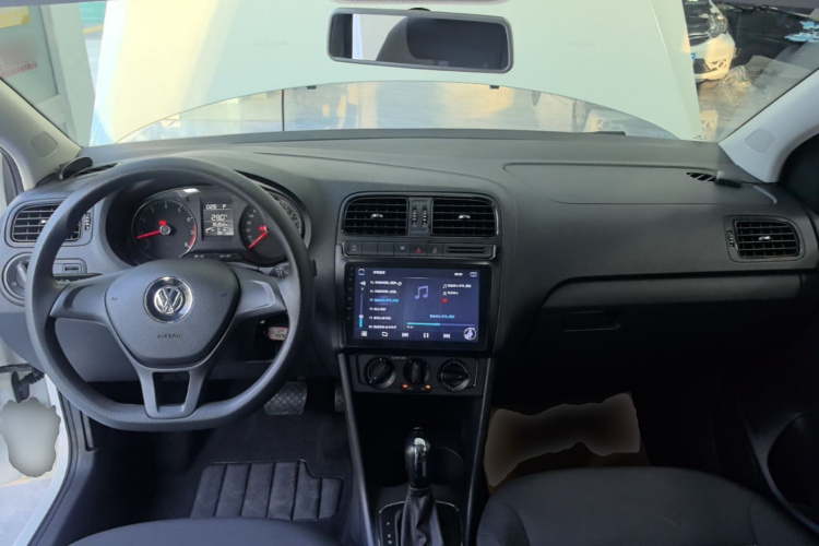 Volkswagen Polo 2019 #11 Volkswagen Polo 2019 صورة سيارة #11