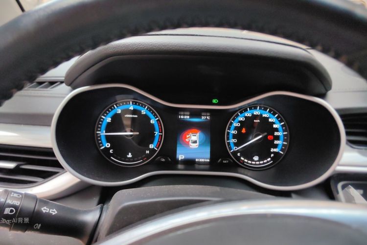 GEELY Emgrand 2019 car image #13