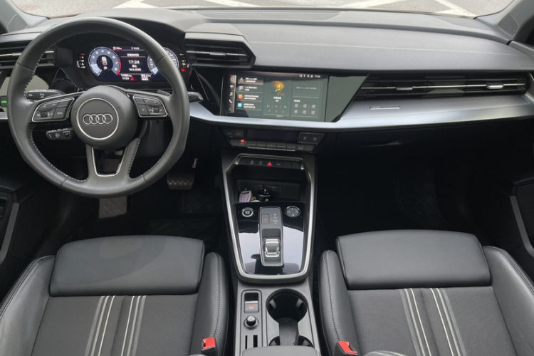 Audi A3 2022 immagine di auto #11
