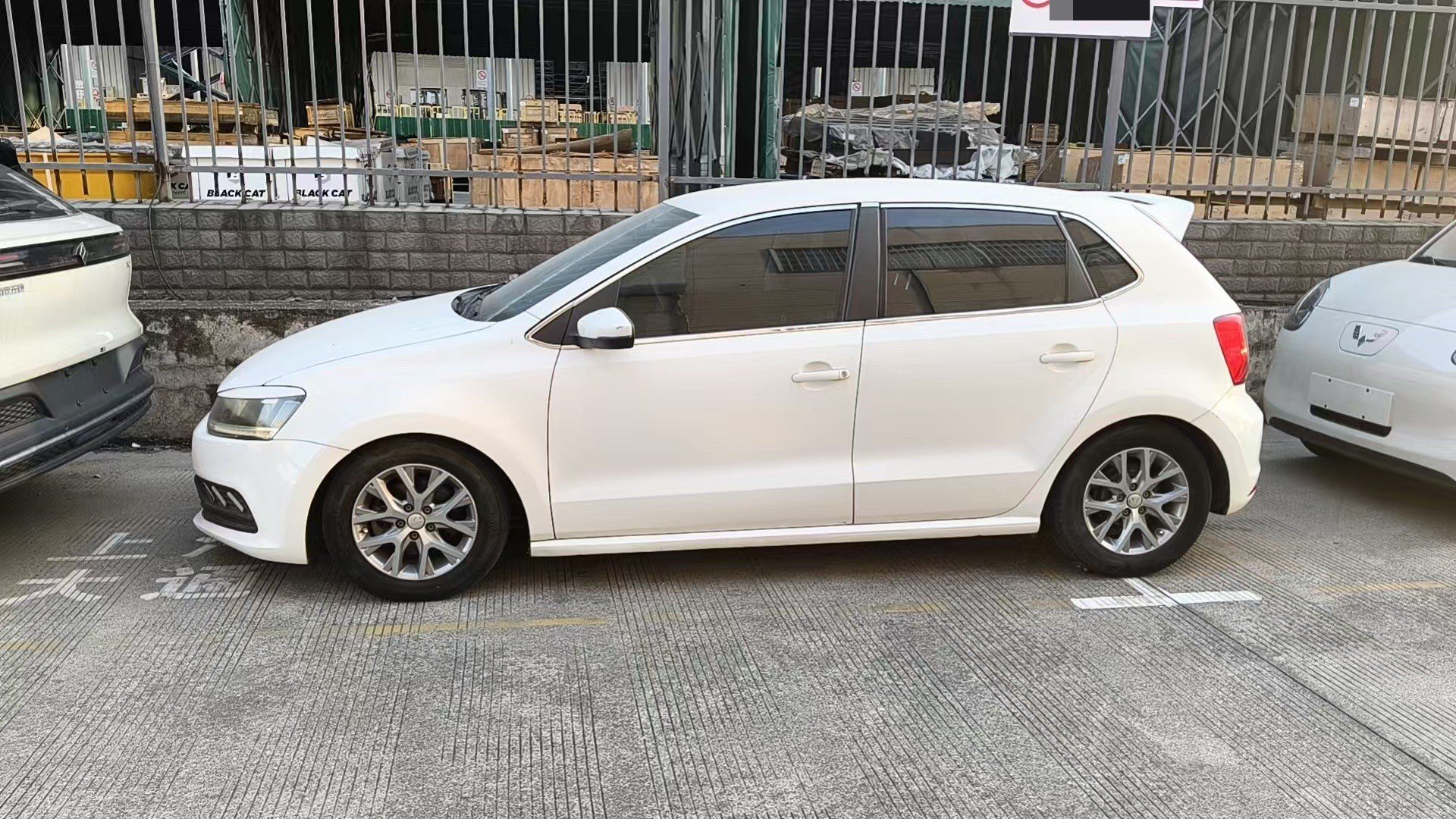 Volkswagen Polo 2016 #6 Volkswagen Polo 2016 car image #6