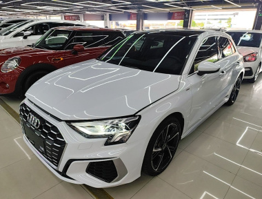 Audi A3 2023 Audi A3 2023 immagine di auto