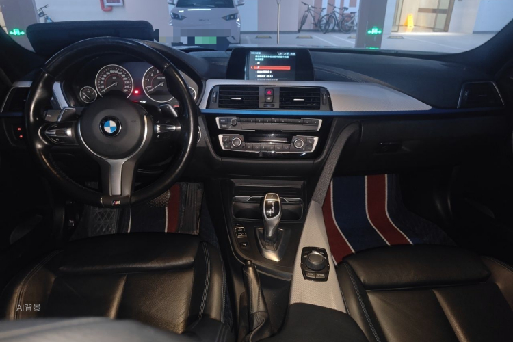 BMW 3 Series 2018 car image #11