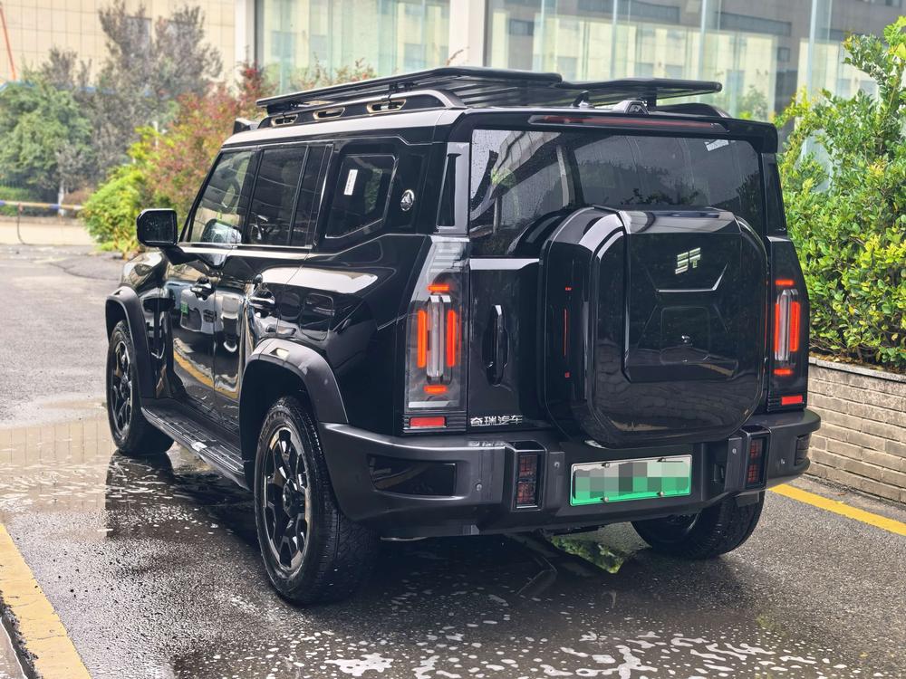 2025 изображение автомобиля #4