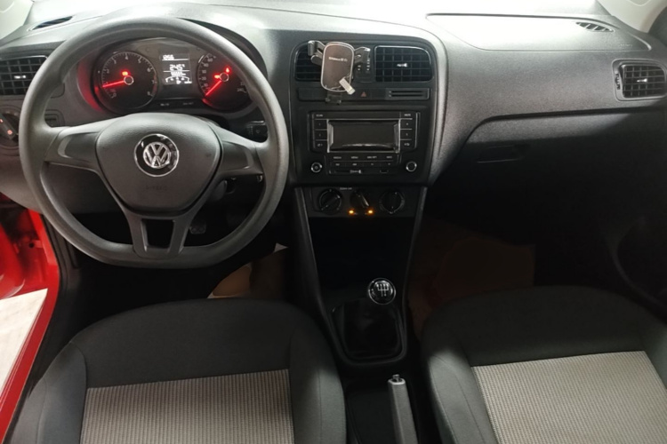 Volkswagen Polo 2016 #11 Volkswagen Polo 2016 car image #11