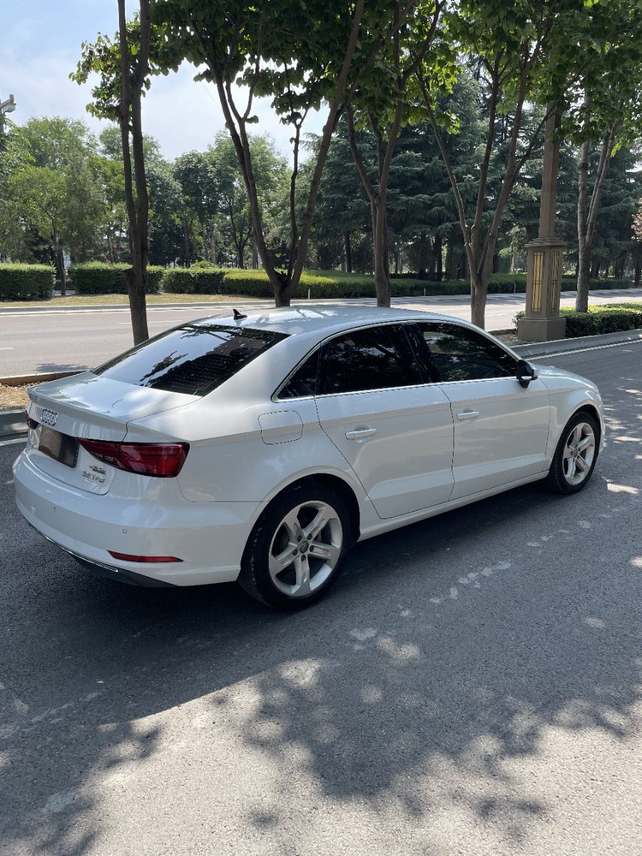 Audi A3 2019 car image #7