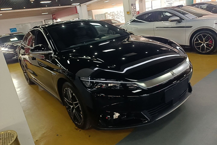 BYD Han 2025 car image #4