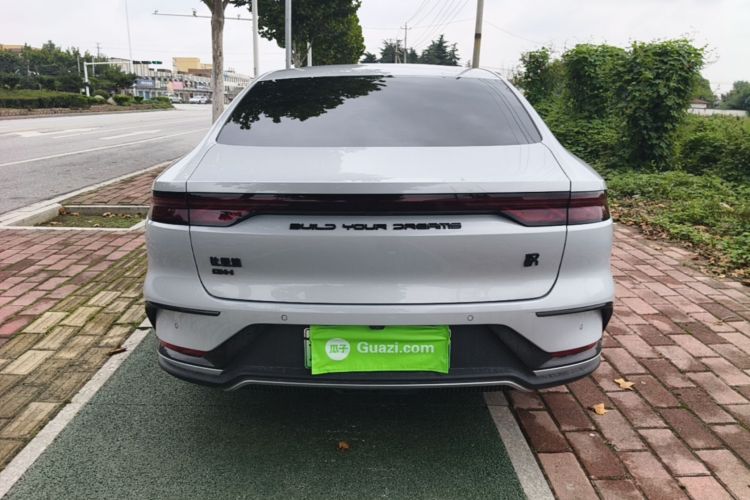 BYD Han 2024 immagine di auto #6