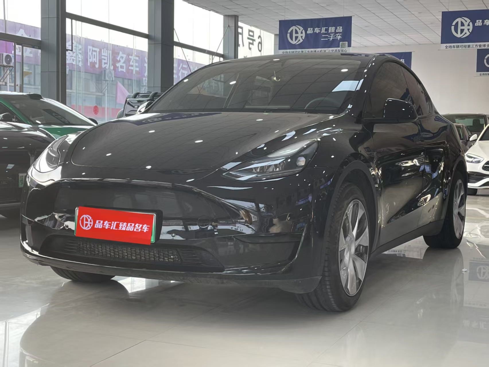 Tesla Model Y 2023 car image 