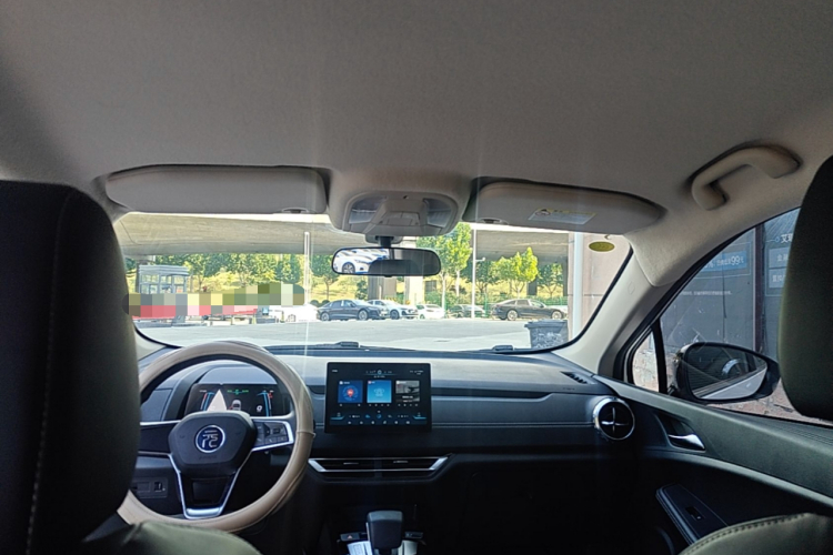 BYD Yuan New Energy 2020 #18 BYD Yuan New Energy 2020 изображение автомобиля #18