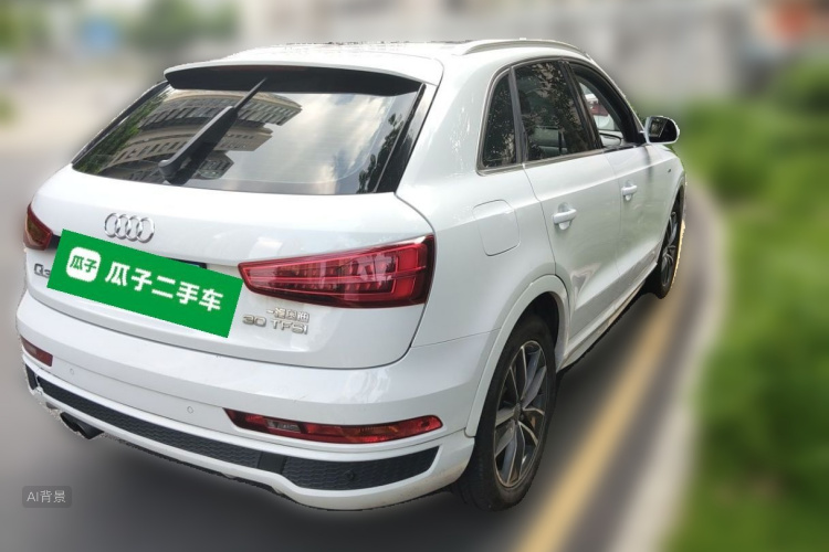 Audi Q3 2019 car image #7