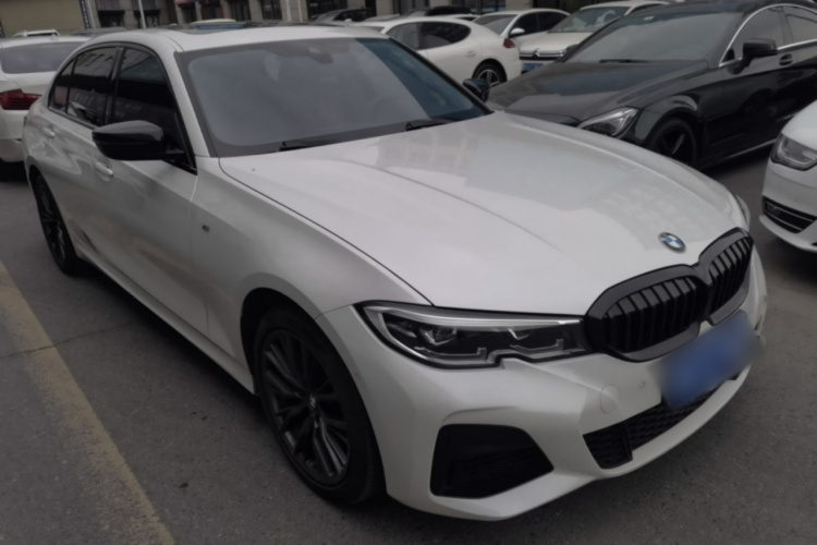 BMW 3 Series 2022 car image #6