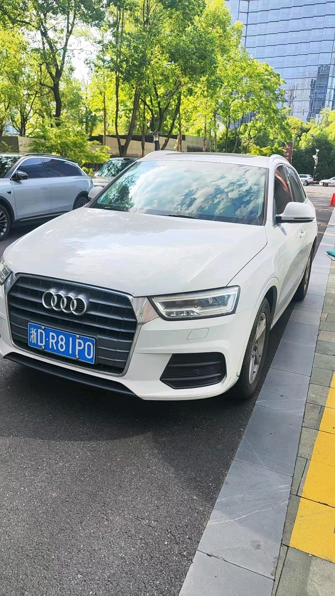 2018 2018 car image
