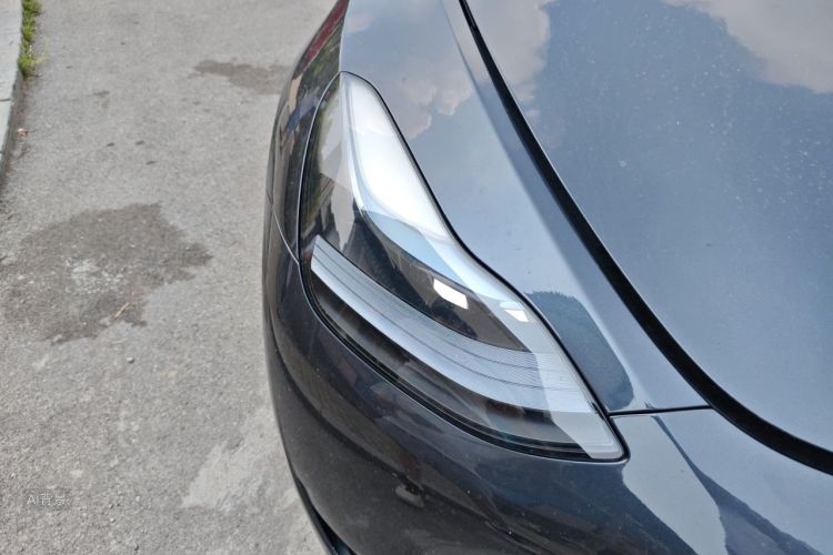 Tesla Model Y 2024 #8 Tesla Model Y 2024 immagine di auto #8