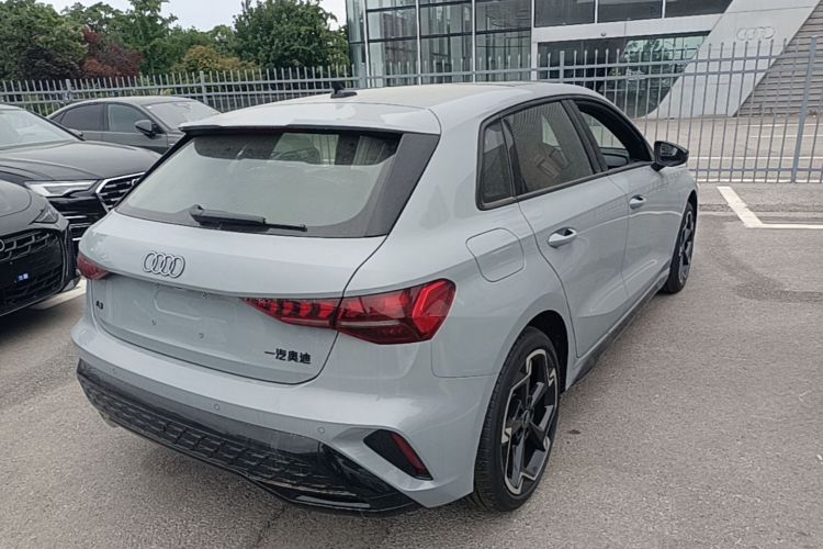 Audi A3 2026 immagine di auto #7
