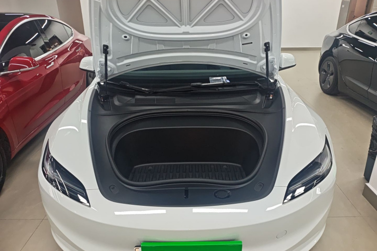 Tesla Model 3 2025 #20 Tesla Model 3 2025 car image #20