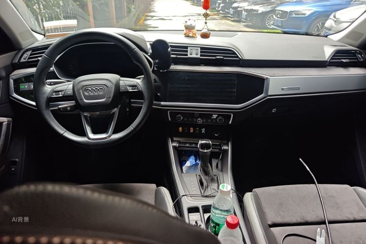 Audi Q3 2019 #11 Audi Q3 2019 car image #11