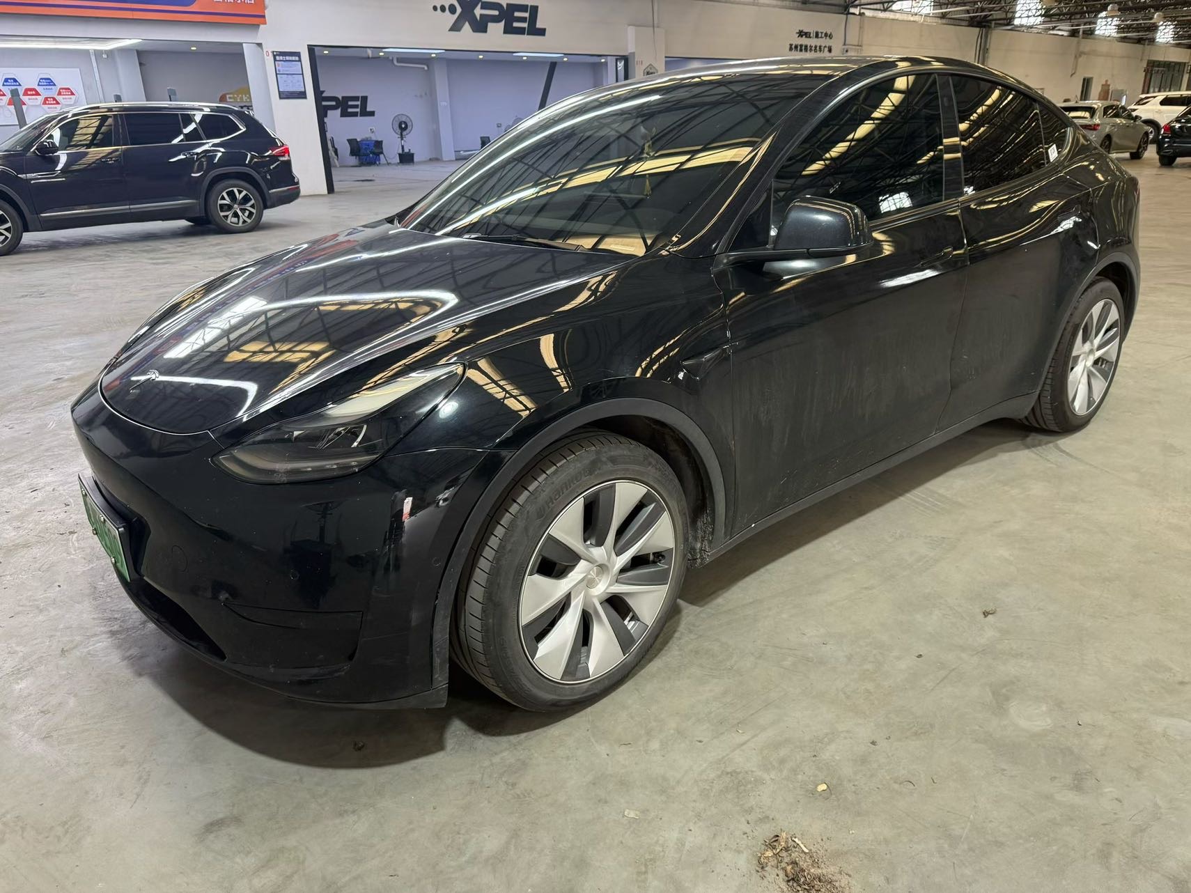 Tesla Model Y 2022 car image #3