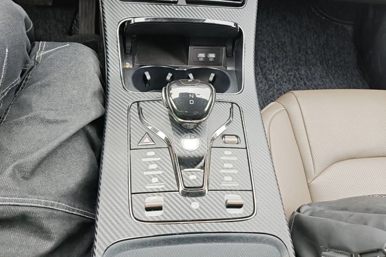 BYD Han 2022 #14 BYD Han 2022 car image #14