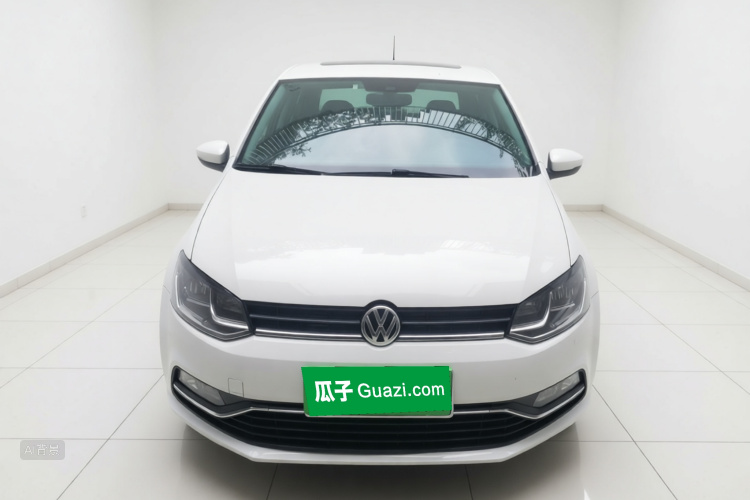 Volkswagen Polo 2015 #3 Volkswagen Polo 2015 car image #3