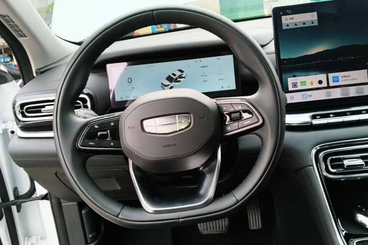GEELY Emgrand 2026 #11 GEELY Emgrand 2026 car image #11