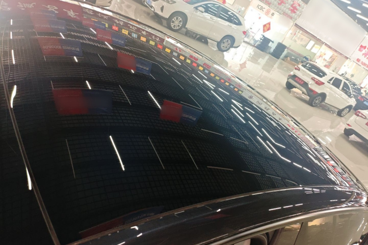 Tesla Model Y 2025 car image #26
