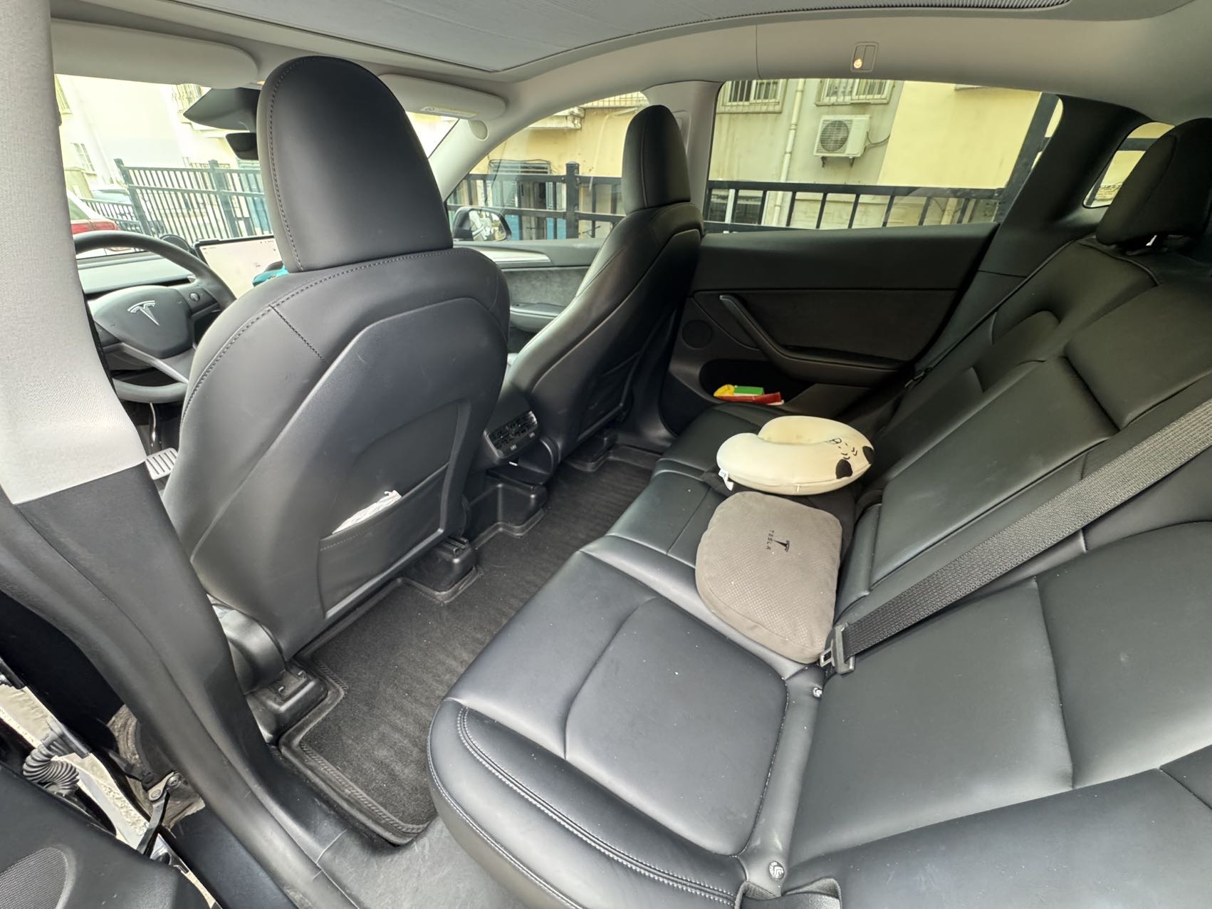 Tesla Model Y 2024 #6 Tesla Model Y 2024 immagine di auto #6