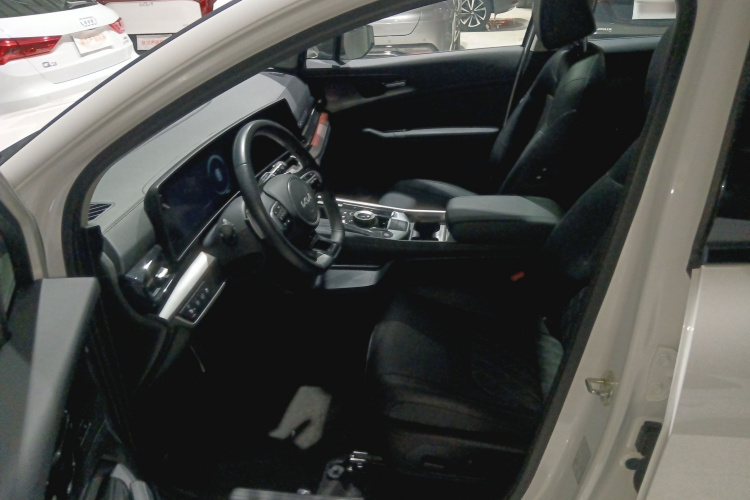 起亚 狮铂拓界 2022 汽车图片 #15