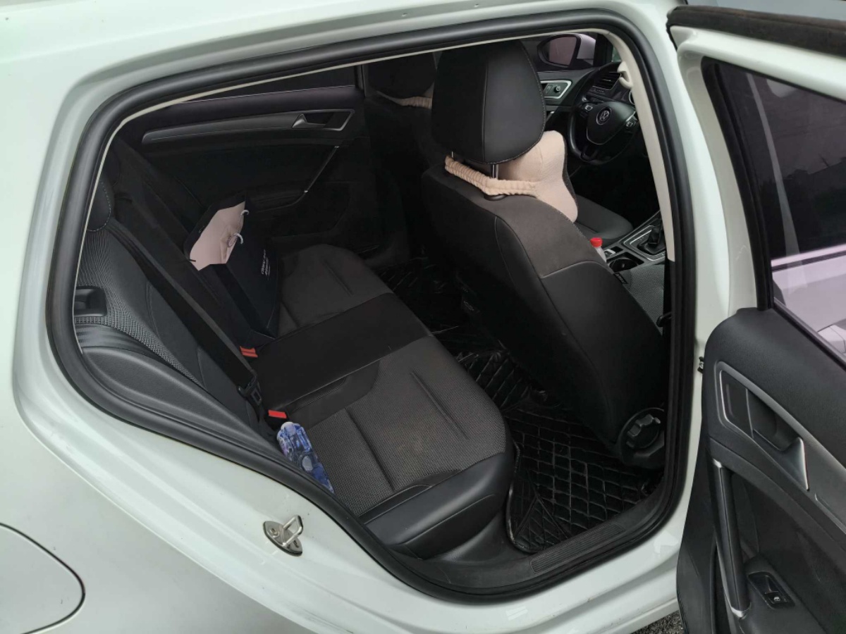 Volkswagen Golf 2019 #4 Volkswagen Golf 2019 car image #4
