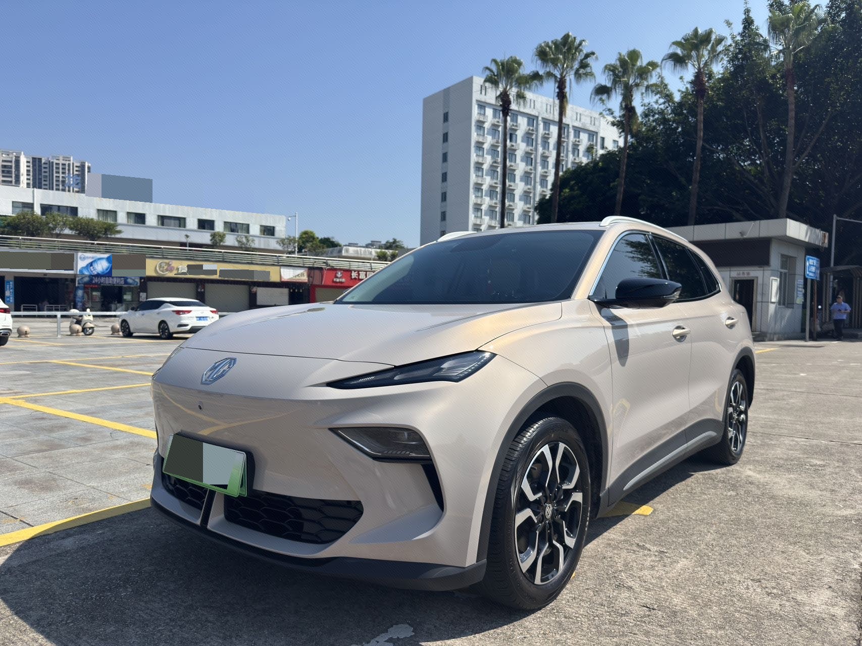 MG ES5 2025 MG ES5 2025 car image