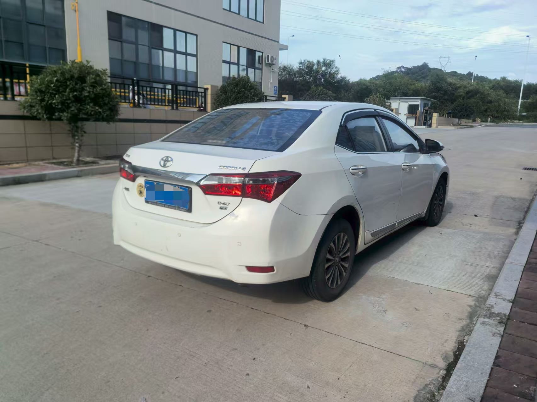 Toyota Corolla 2017 car image #9