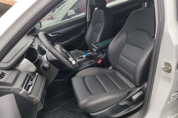GEELY Emgrand 2021 #15 GEELY Emgrand 2021 car image #15