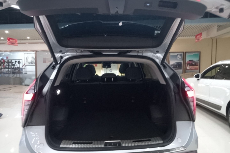GEELY Boyue L 2024 car image #19