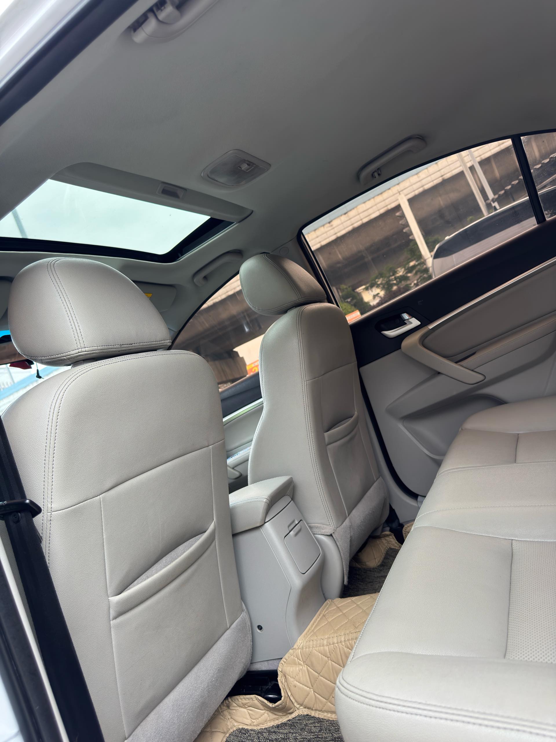 GEELY Emgrand 2015 صورة سيارة #19