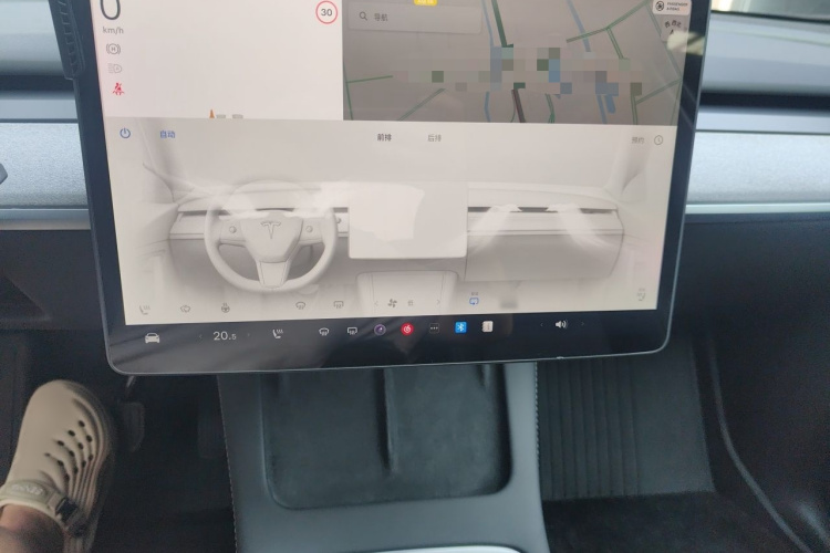 Tesla Model Y 2023 #15 Tesla Model Y 2023 car image #15