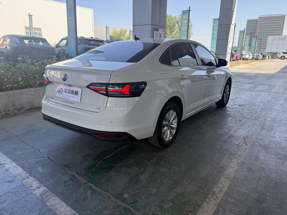 Volkswagen Lavida 2023 car image #3