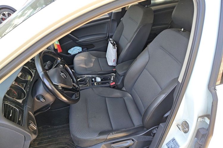 Volkswagen Golf 2019 #19 Volkswagen Golf 2019 car image #19