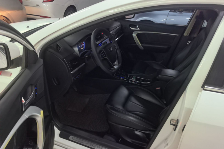 GEELY Emgrand 2016 #16 GEELY Emgrand 2016 car image #16
