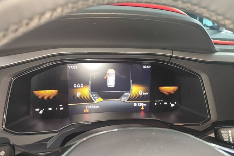 Volkswagen Polo 2023 car image #12